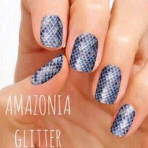 💙RETIRED Color Street Amazonia💙